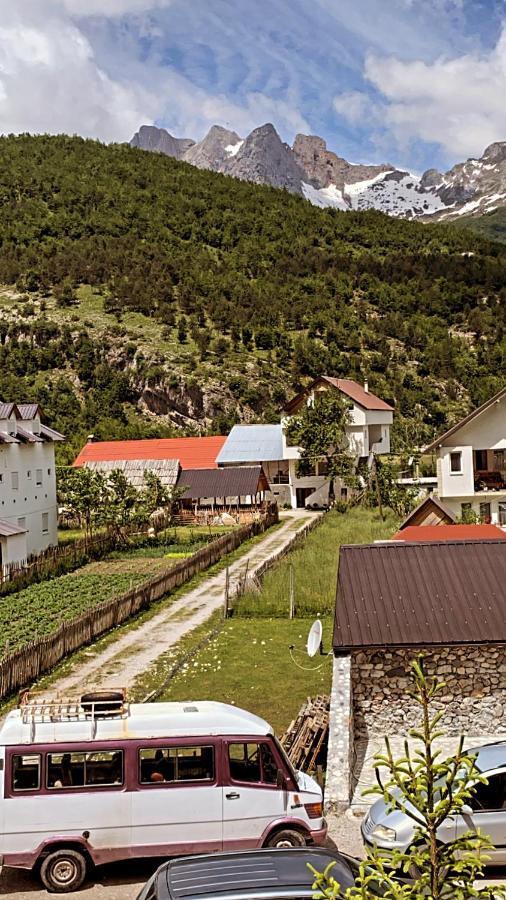 Guesthouse Skender Selimaj Valbone Eksteriør bilde