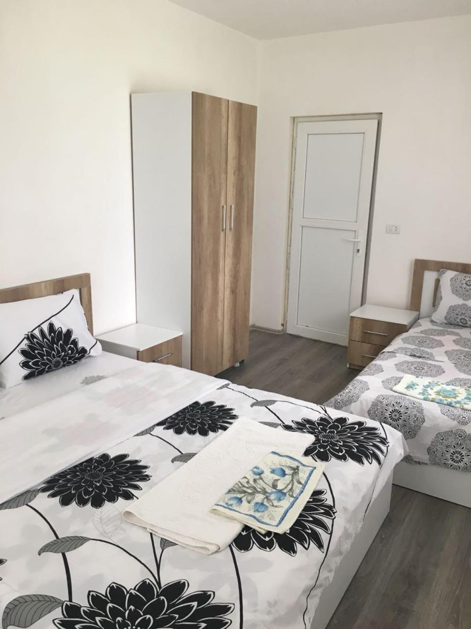 Guesthouse Skender Selimaj Valbone Eksteriør bilde