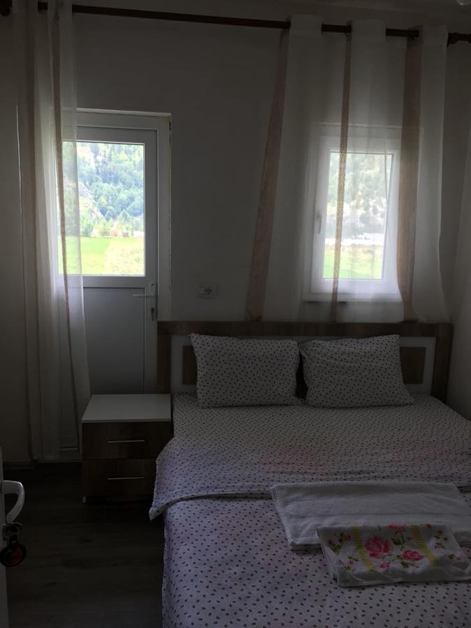 Guesthouse Skender Selimaj Valbone Eksteriør bilde