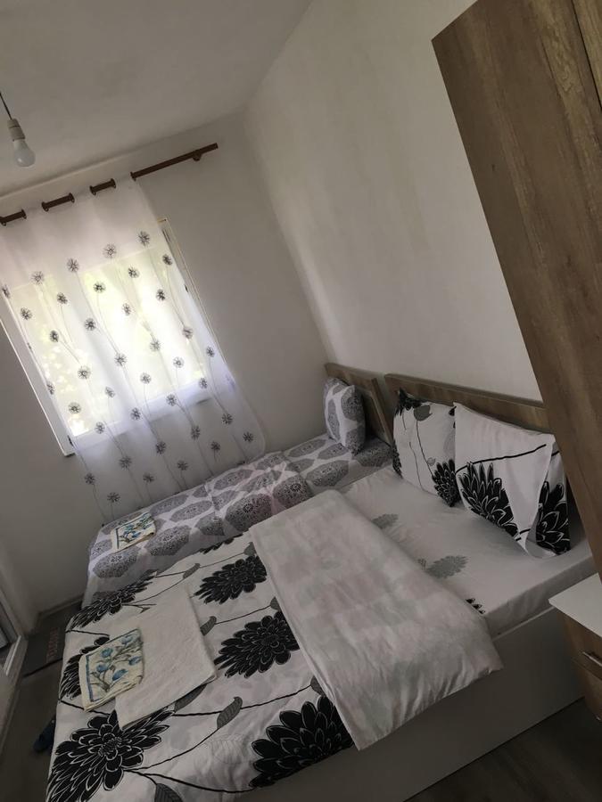 Guesthouse Skender Selimaj Valbone Eksteriør bilde